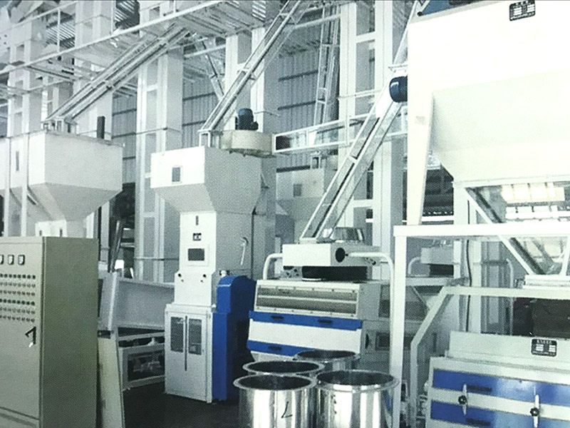 200噸大米加工成套設(shè)備