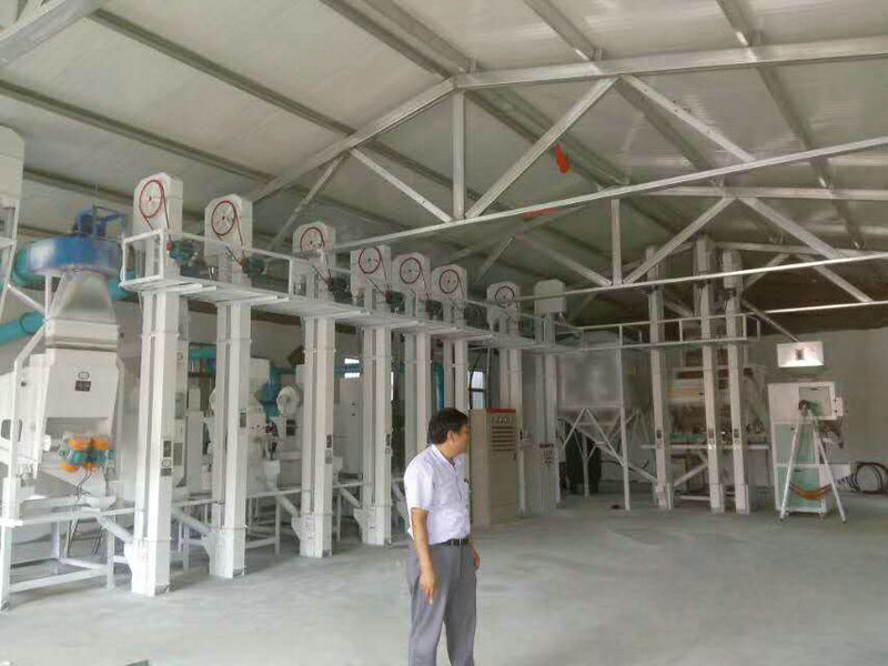 濰坊臨朐大關鎮(zhèn)日產20噸小米成套加工設備安裝完畢