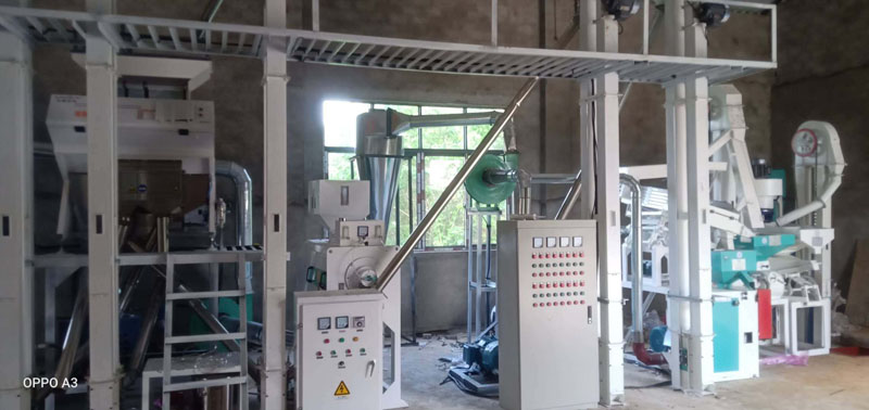 吉林長春NZJ15型大米小米成套加工設(shè)備安裝調(diào)試完畢