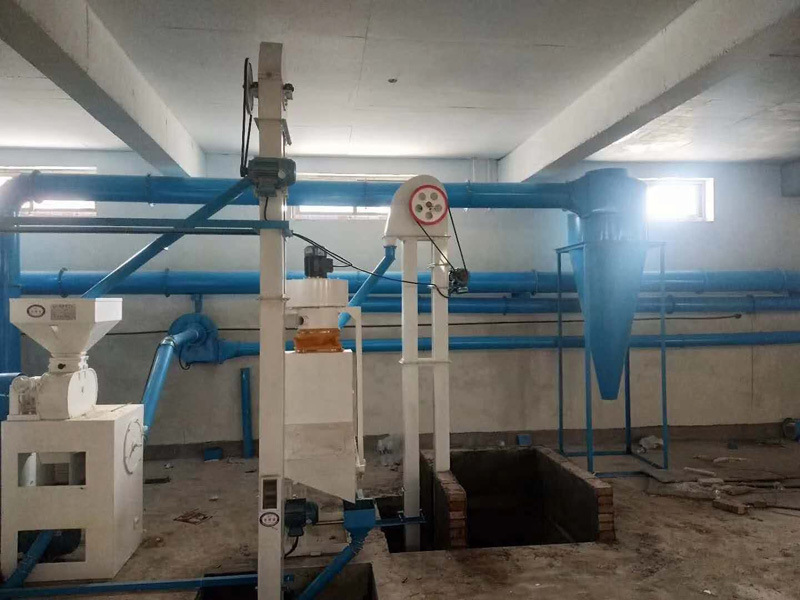 山西臨縣NZJ18型小米成套加工設(shè)備安裝調(diào)試完畢